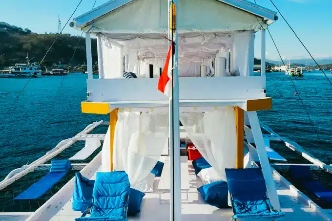 Mata Komodo Tour Boat